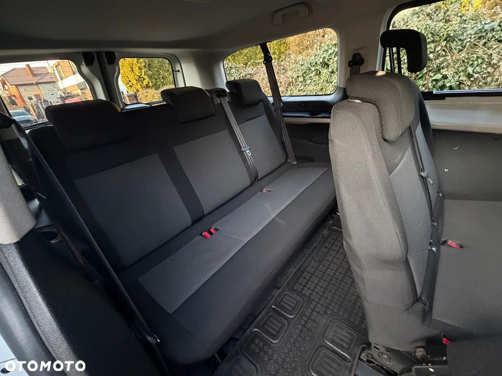 Toyota Proace Verso - 32