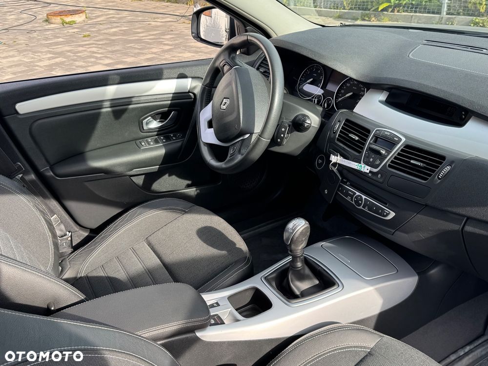 Renault Laguna - 6