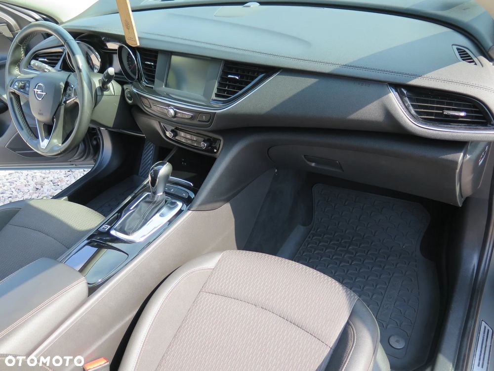 Opel Insignia 1.5 T Exclusive S&S - 22