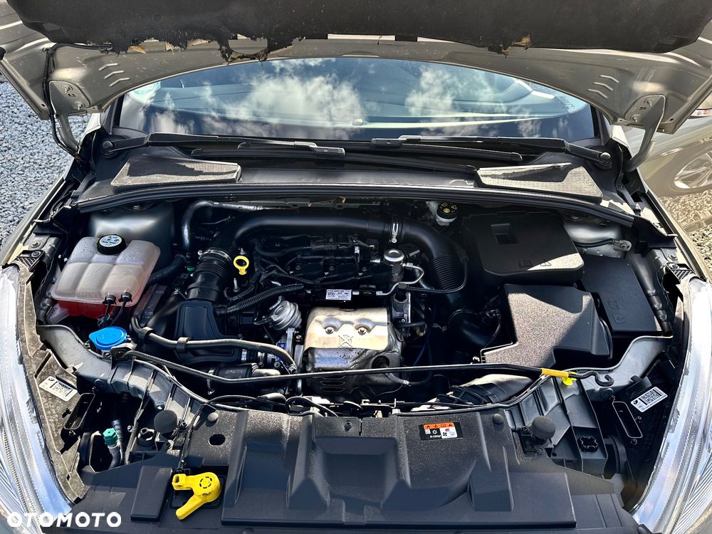 Ford Focus 1.0 EcoBoost Start-Stopp-System TITANIUM STYLE - 33