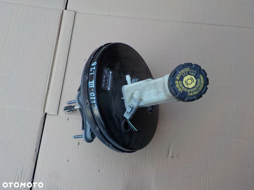 serwo pompa renault clio III 1,2 16v 472103448R - 1