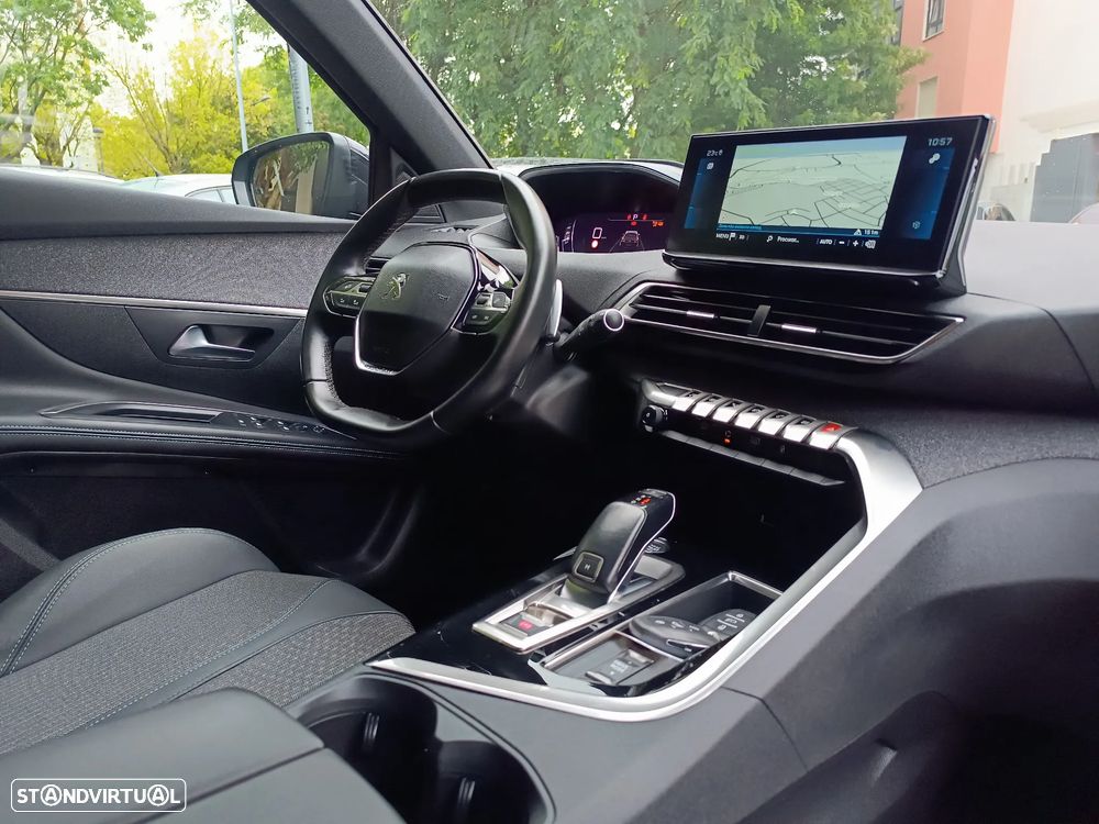 Peugeot 5008 PureTech 130 EAT8 Stop & Start Allure - 26