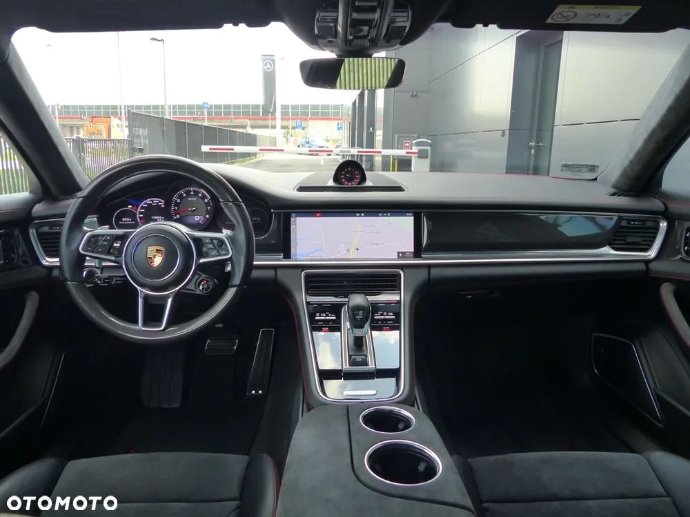 Porsche Panamera GTS GPF Sport Turismo - 18