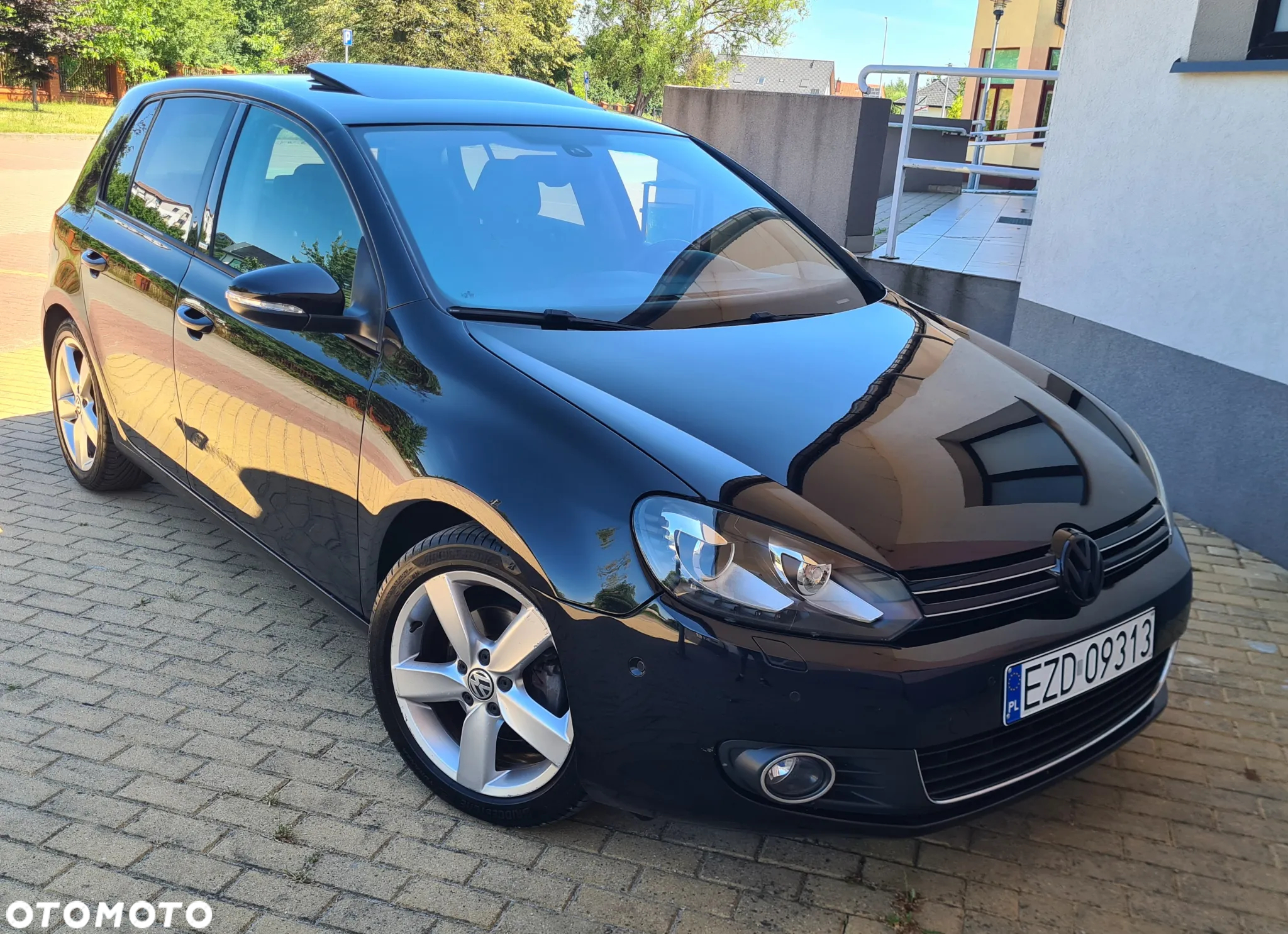 Volkswagen Golf VI 2.0 TDI Highline - 17