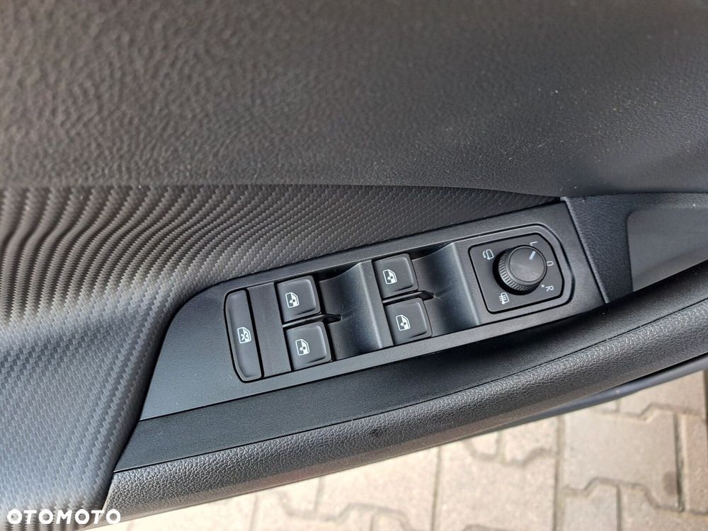 Skoda Kamiq 1.5 TSI Monte Carlo DSG - 12