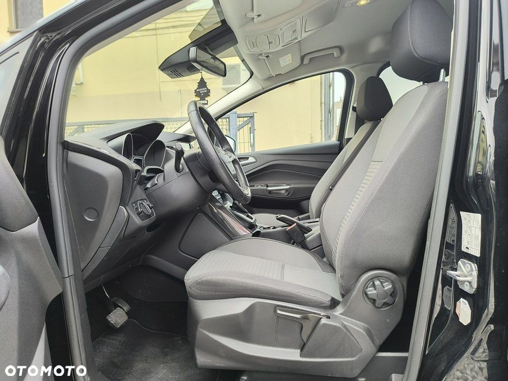 Ford Grand C-MAX - 31