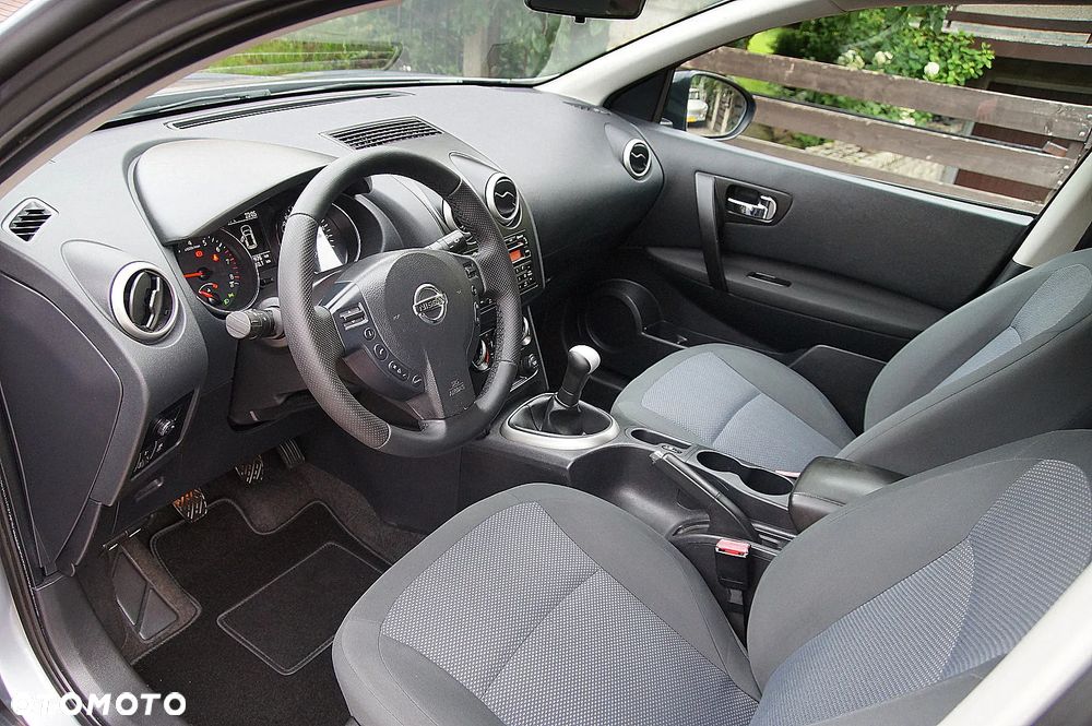 Nissan Qashqai 1.6 I-Way - 11