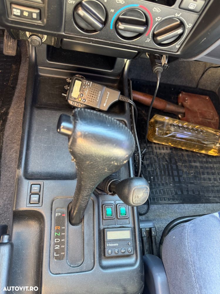 Toyota Land Cruiser - 11