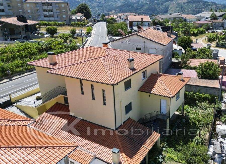 Moradia em Ancede Baião - Grande imagem: 3/21