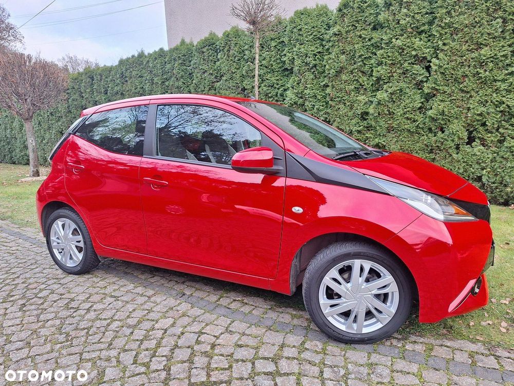Toyota Aygo x-play touch - 37