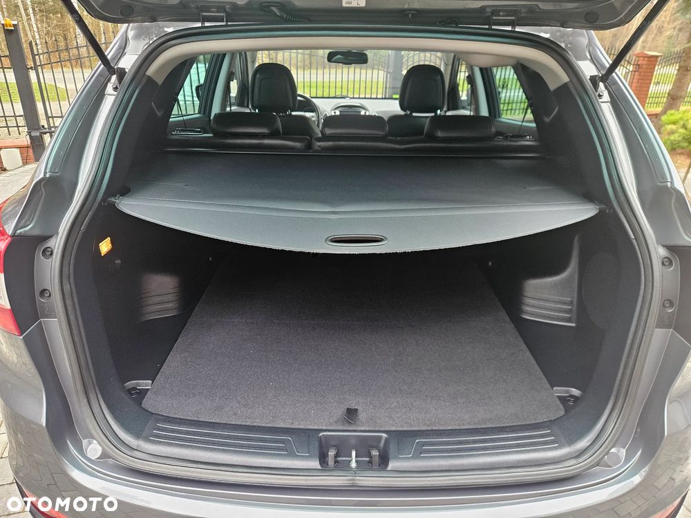 Hyundai ix35 1.6 2WD Fifa World Cup Edition - 23