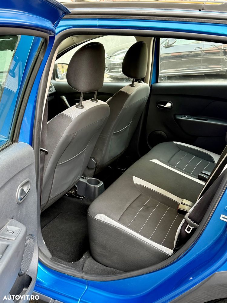 Dacia Sandero Stepway - 12