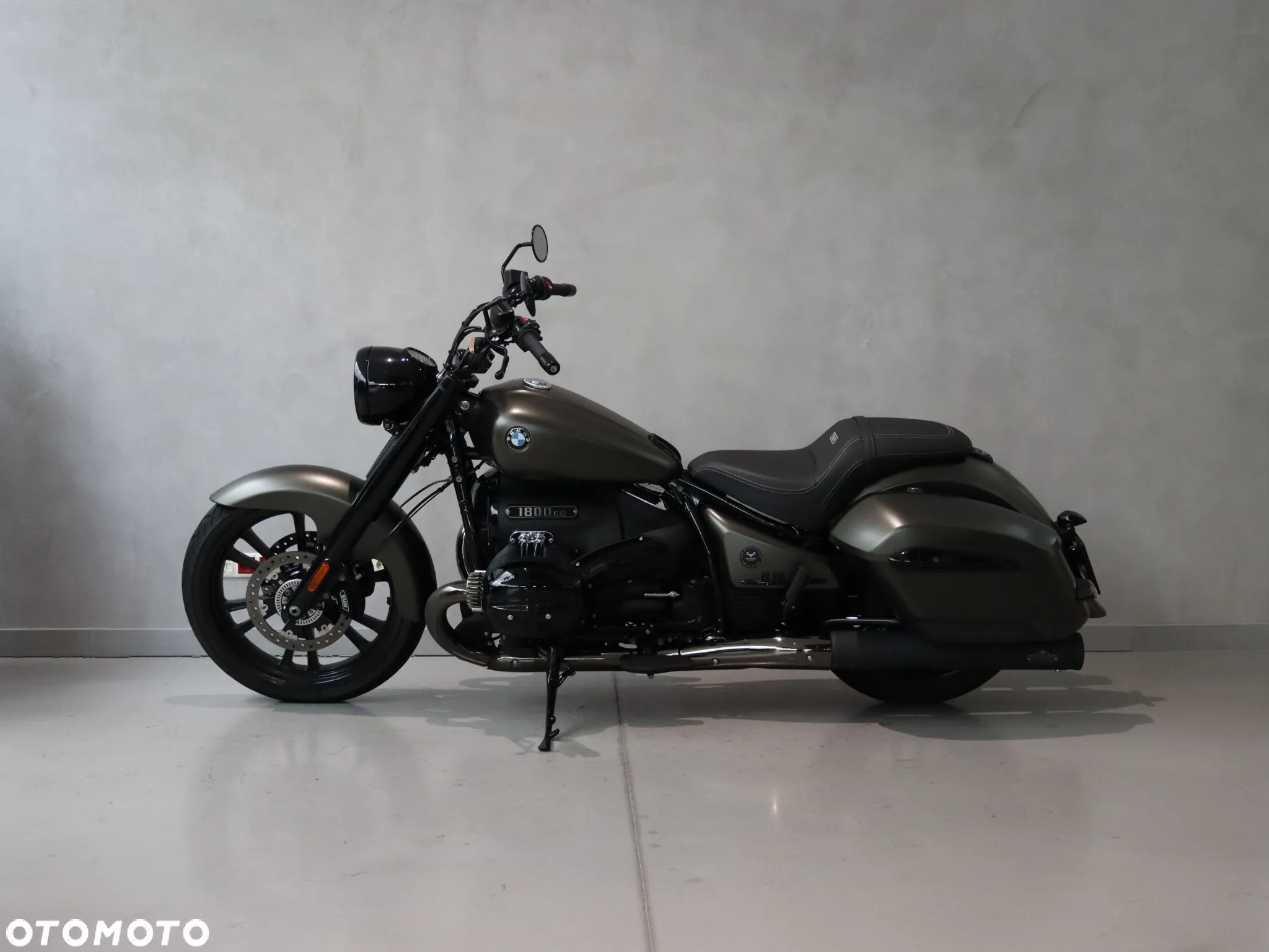 BMW R - 6