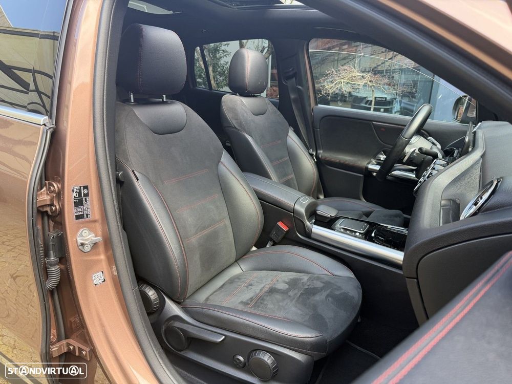 Mercedes-Benz GLA 250 e 8G-DCT AMG Line - 13