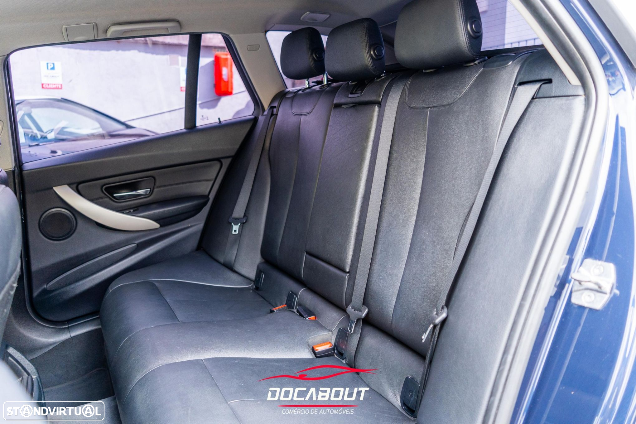 BMW 318 d Touring - 14