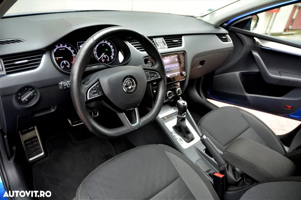 Skoda Octavia 2.0 TDI DSG Ambition - 16