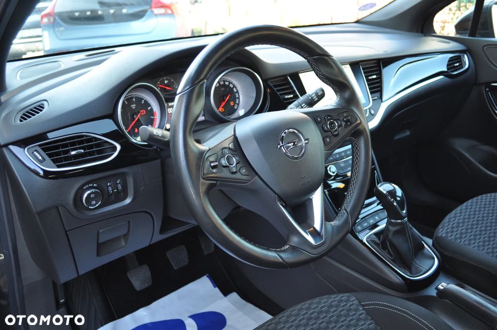 Opel Astra 1.4 Turbo Innovation - 10