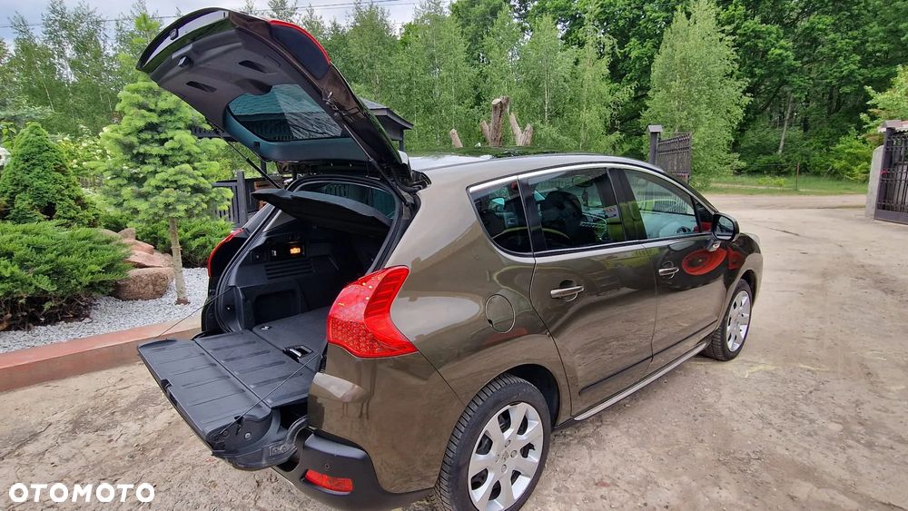 Peugeot 3008 2.0 HDi Premium - 6