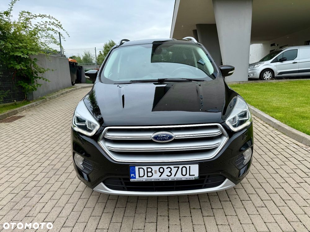 Ford Kuga 1.5 EcoBoost 2x4 Titanium - 2