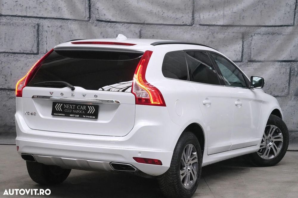 Volvo XC 60 D4 AWD Geartronic Summum - 5