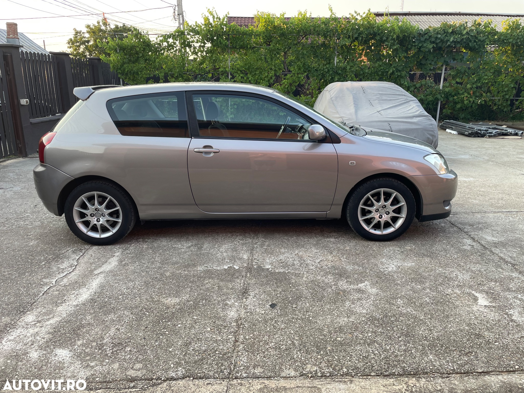 Toyota Corolla 1.8 T-Sport - 10