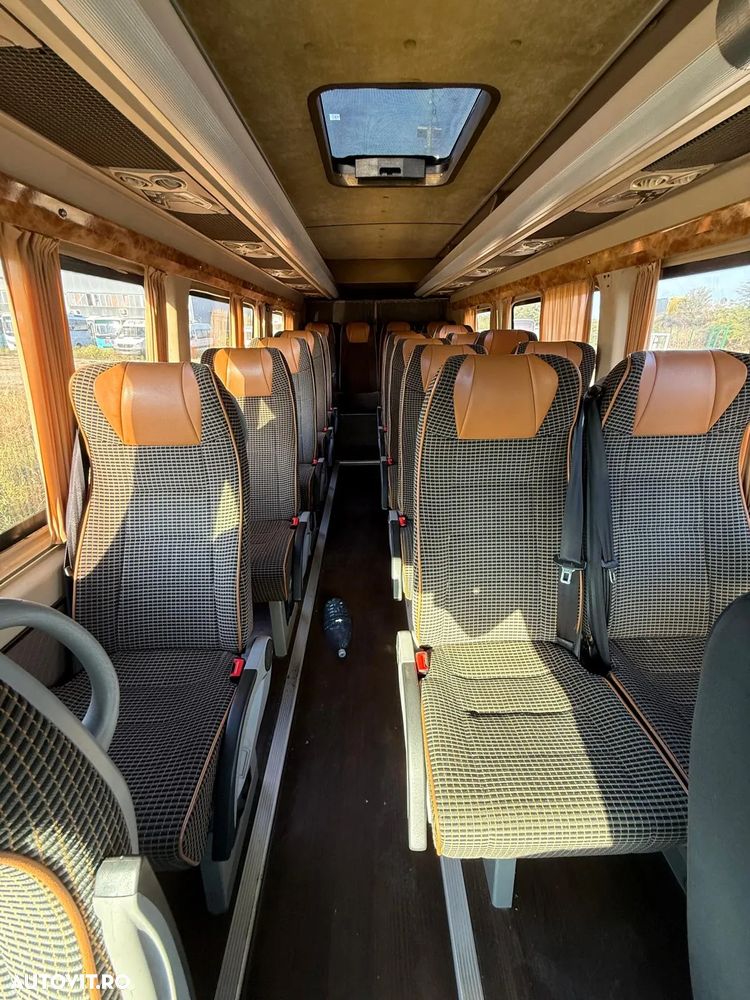 Mercedes-Benz Sprinter - 4