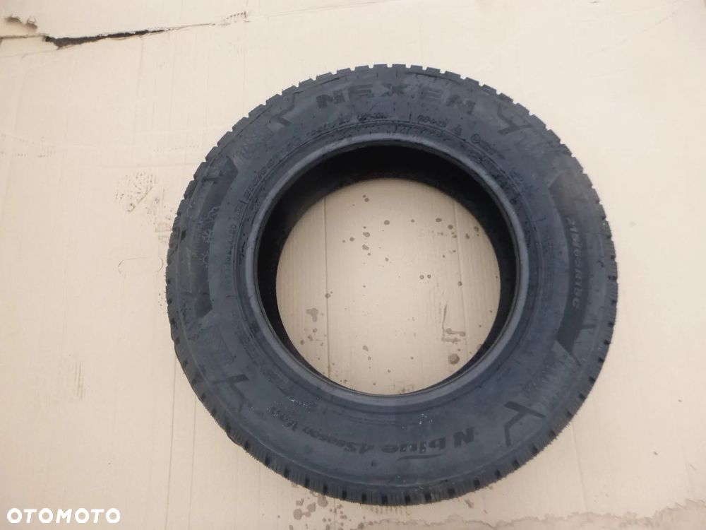 nowa opona całoroczna 215/65 r15C nexen n blue 4season van 6pr 104/102T - 1