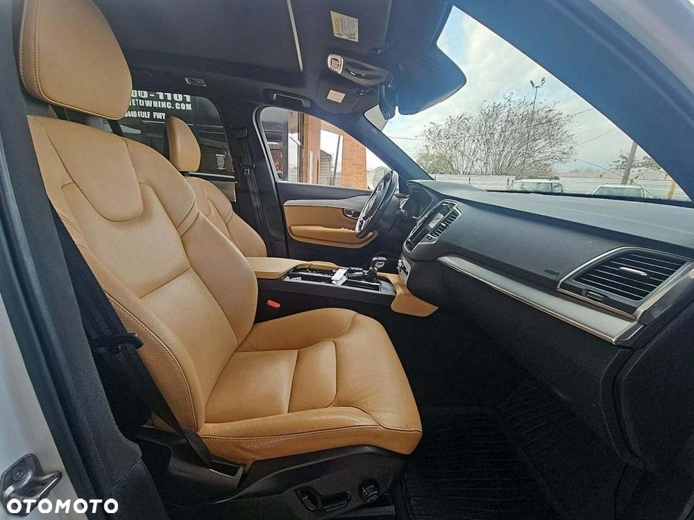Volvo XC 90 T6 AWD Geartronic Momentum - 11