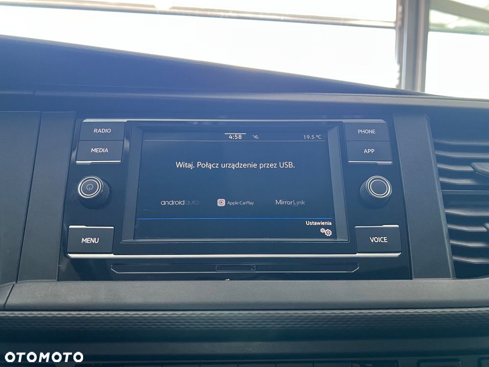 Volkswagen Transporter - 29