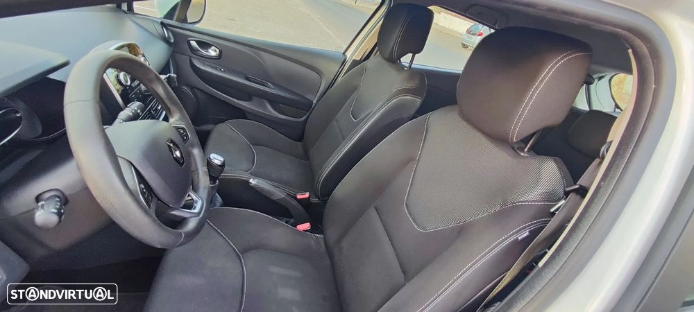 Renault Clio 1.5 dCi Zen - 9