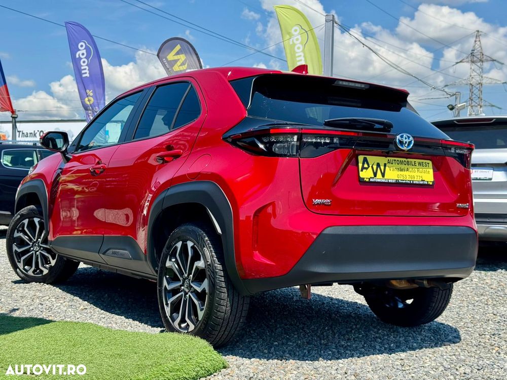 Toyota Yaris Cross 1.5 VVT-i HSD 4x2 Exclusive Elegant - 29