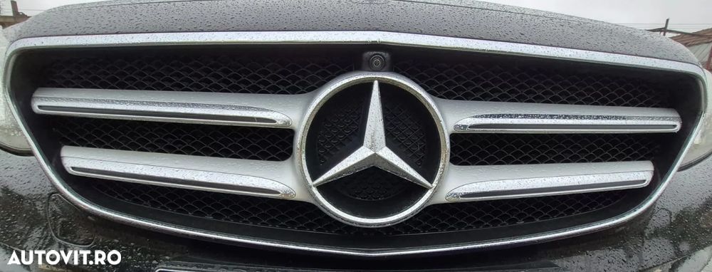 Mercedes-Benz E - 20