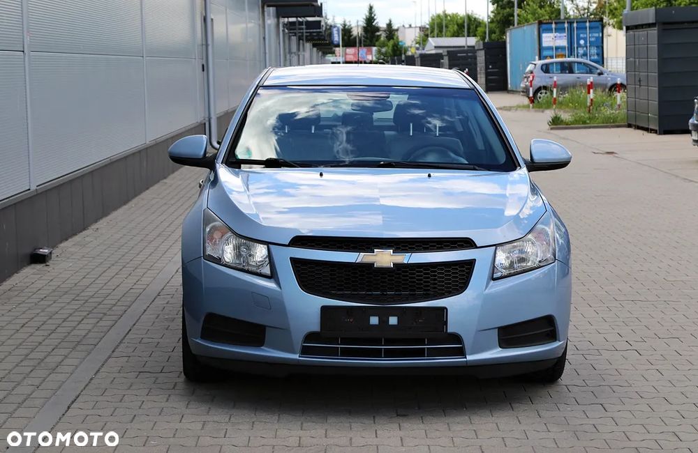 Chevrolet Cruze 1.6 LS+ - 2