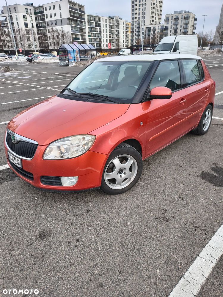 Skoda Fabia 1.6 16V Sportline - 1