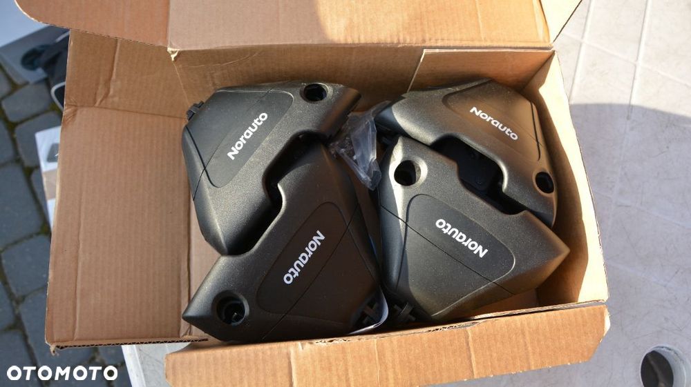 Peugeot 3008  Bagażnik dachowy Thule/Norauto Klucz - 2