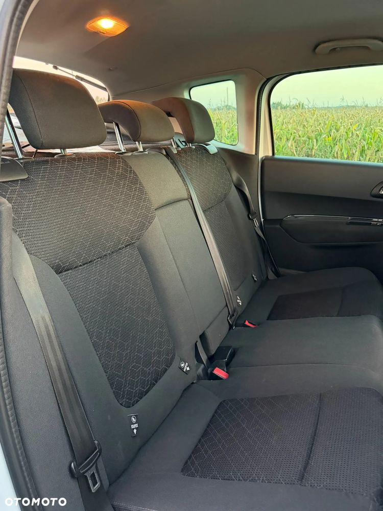 Peugeot 3008 - 12