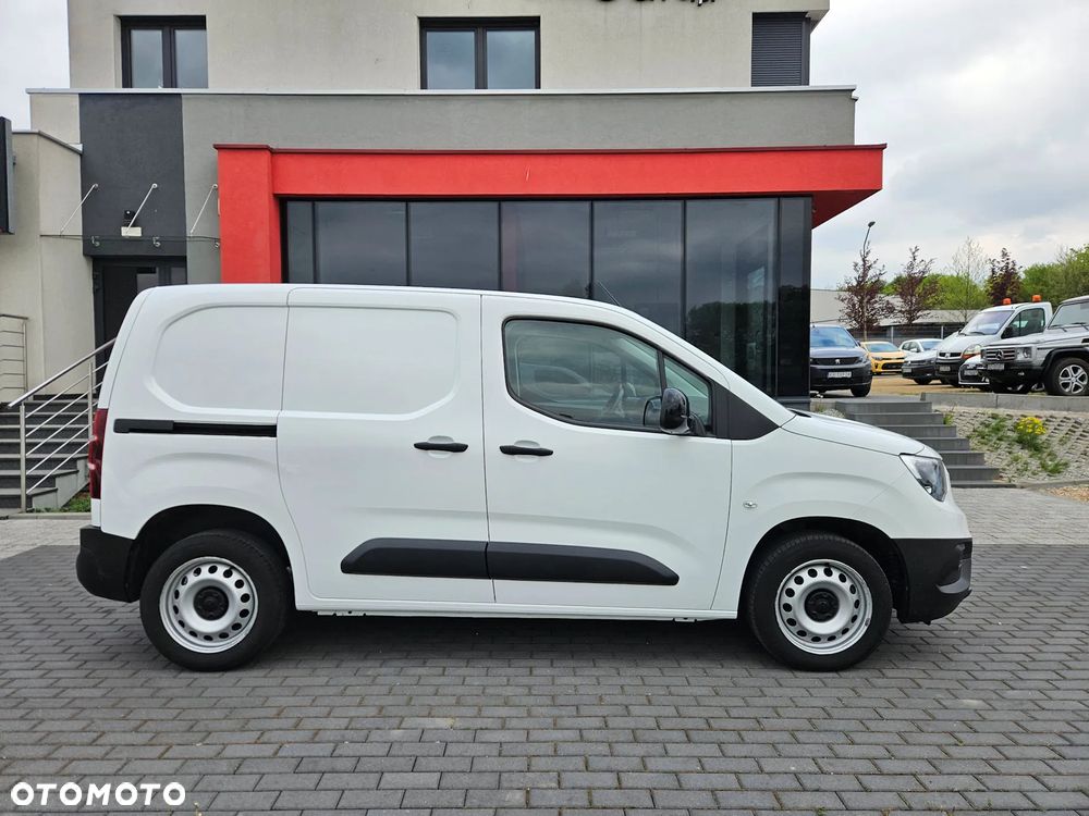 Opel COMBO 1.5 TURBO D 102KM - 3