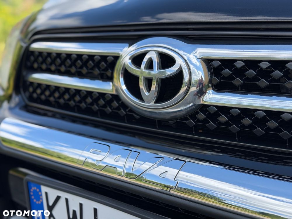 Toyota RAV4 2.2 D-4D Prestige - 11