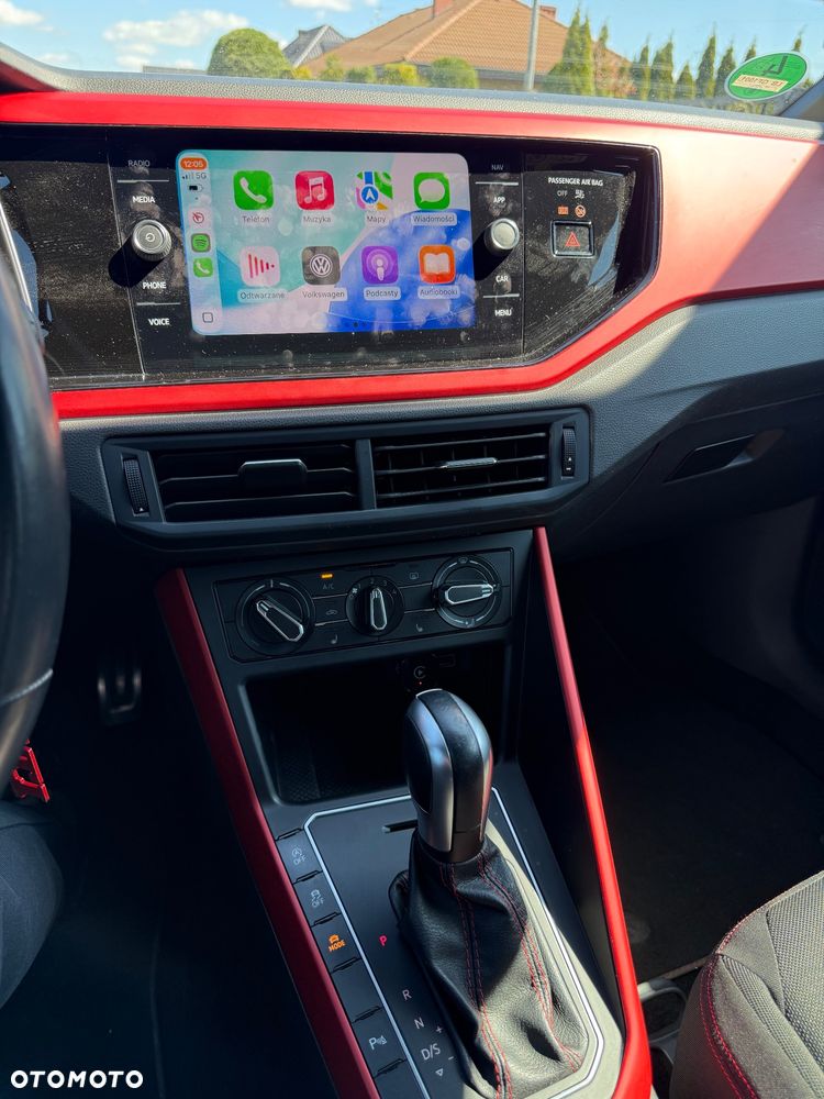 Volkswagen Polo 2.0 TSI DSG GTI - 11