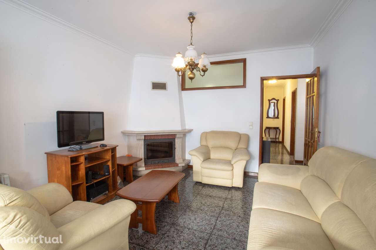 T2 com 102 m² | Varanda | Perto do Metro e Baixa Ribeirinha - Grande imagem: 3/33