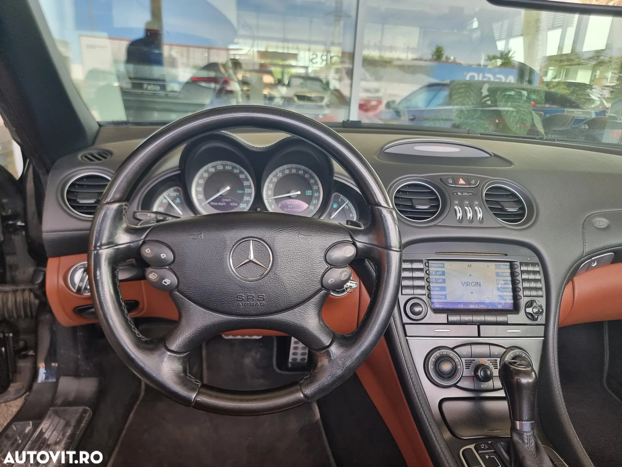 Mercedes-Benz SL 350 Aut - 17