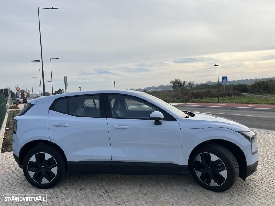 Volvo EX30 69 kWh Single Motor Extended Range Core - 18