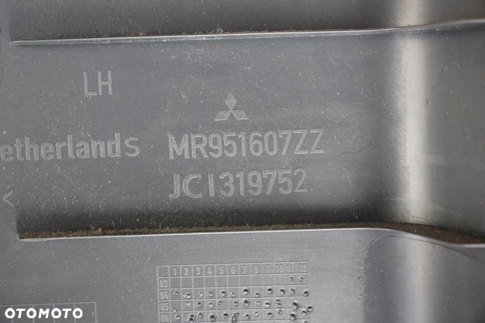 Osłona słupka B MITSUBISHI COLT Z30 VI 5D prawa lewa komplet dolne - 4