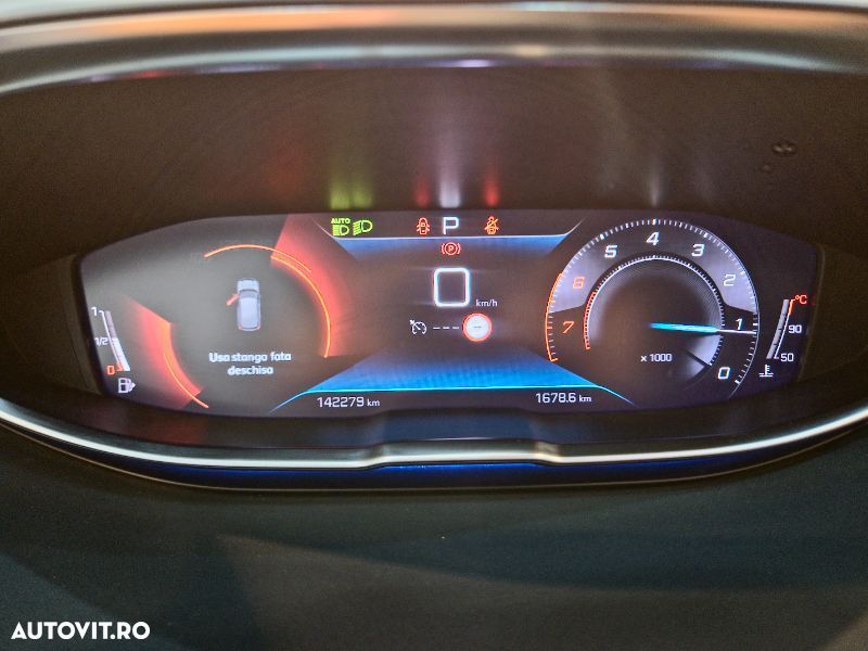 Peugeot 3008 1.2 PureTech S&S EAT8 Allure - 12
