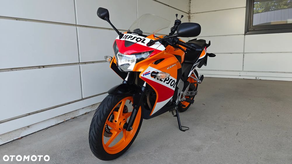 Honda CBR - 3