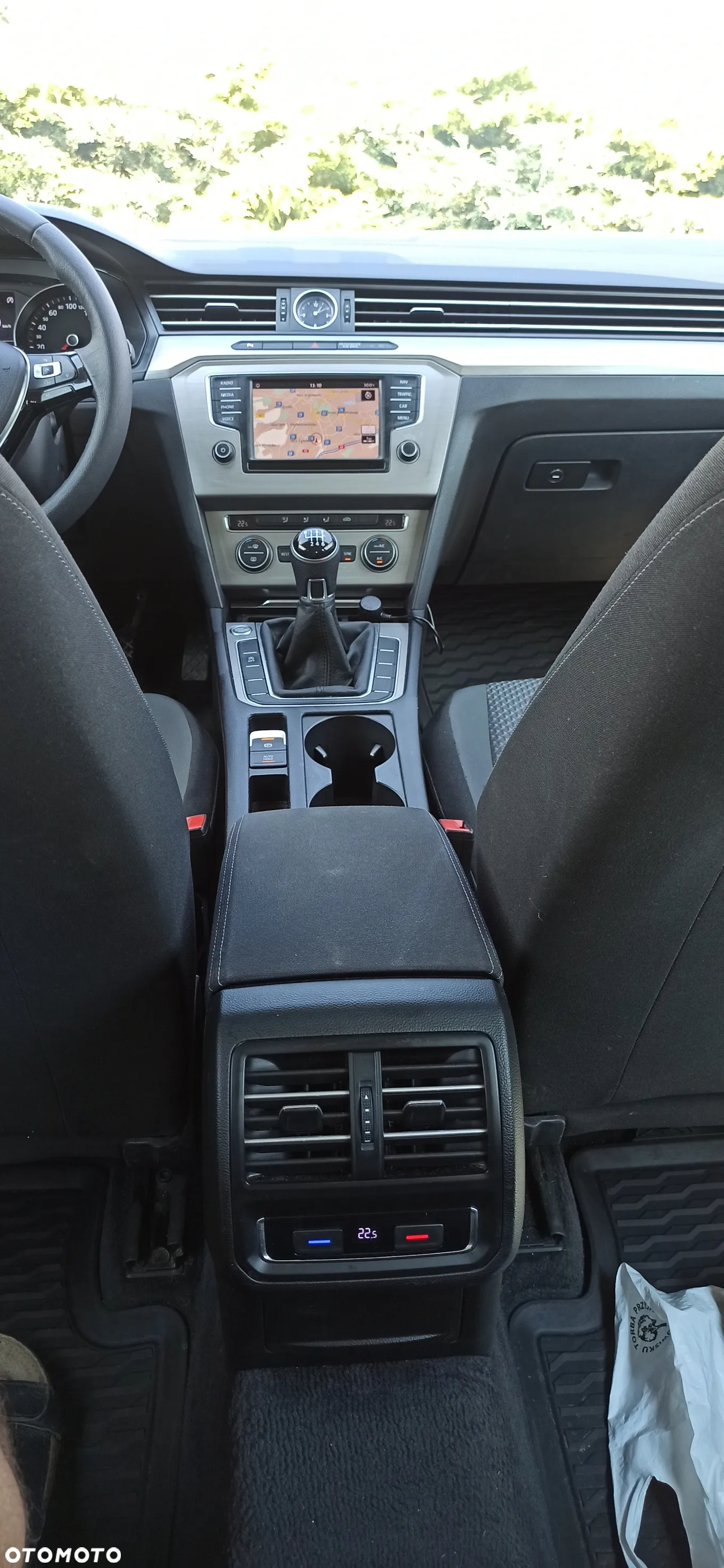 Volkswagen Passat 1.4 TSI BMT Comfortline - 9