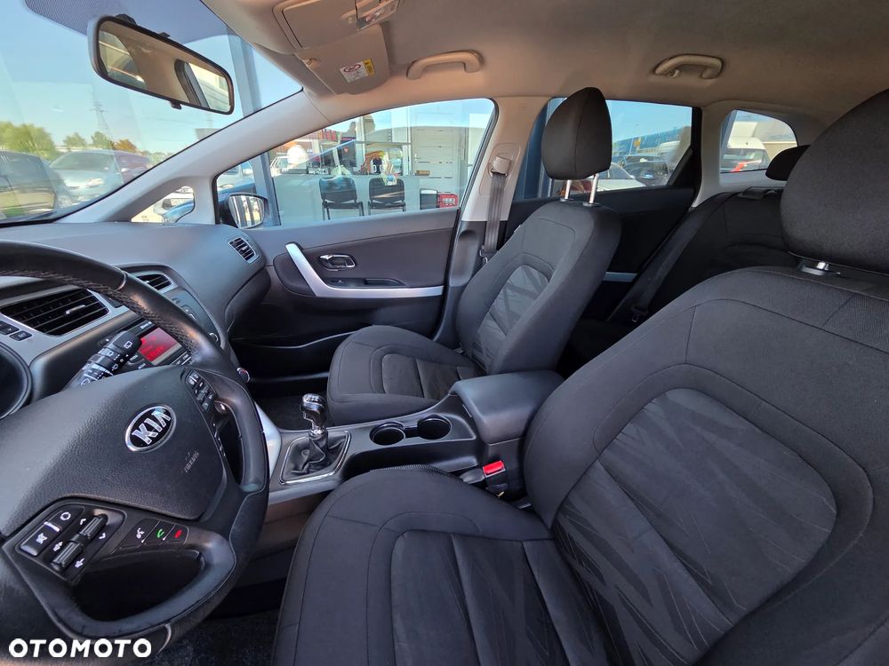 Kia Ceed 1.6 CRDi M - 22