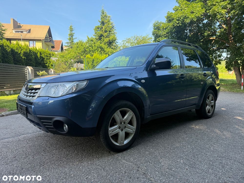 Subaru Forester 2.0X Exclusive - 2