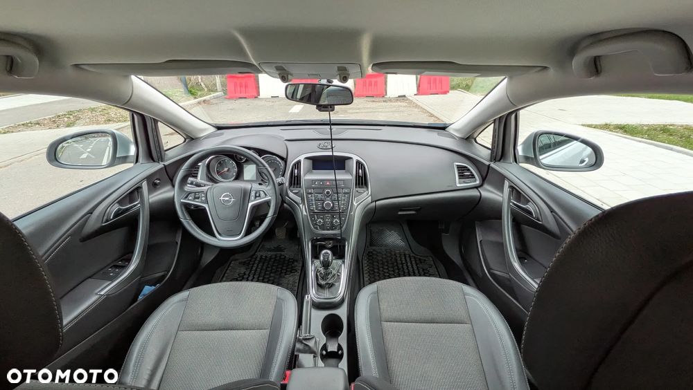 Opel Astra 1.6 Cosmo - 14