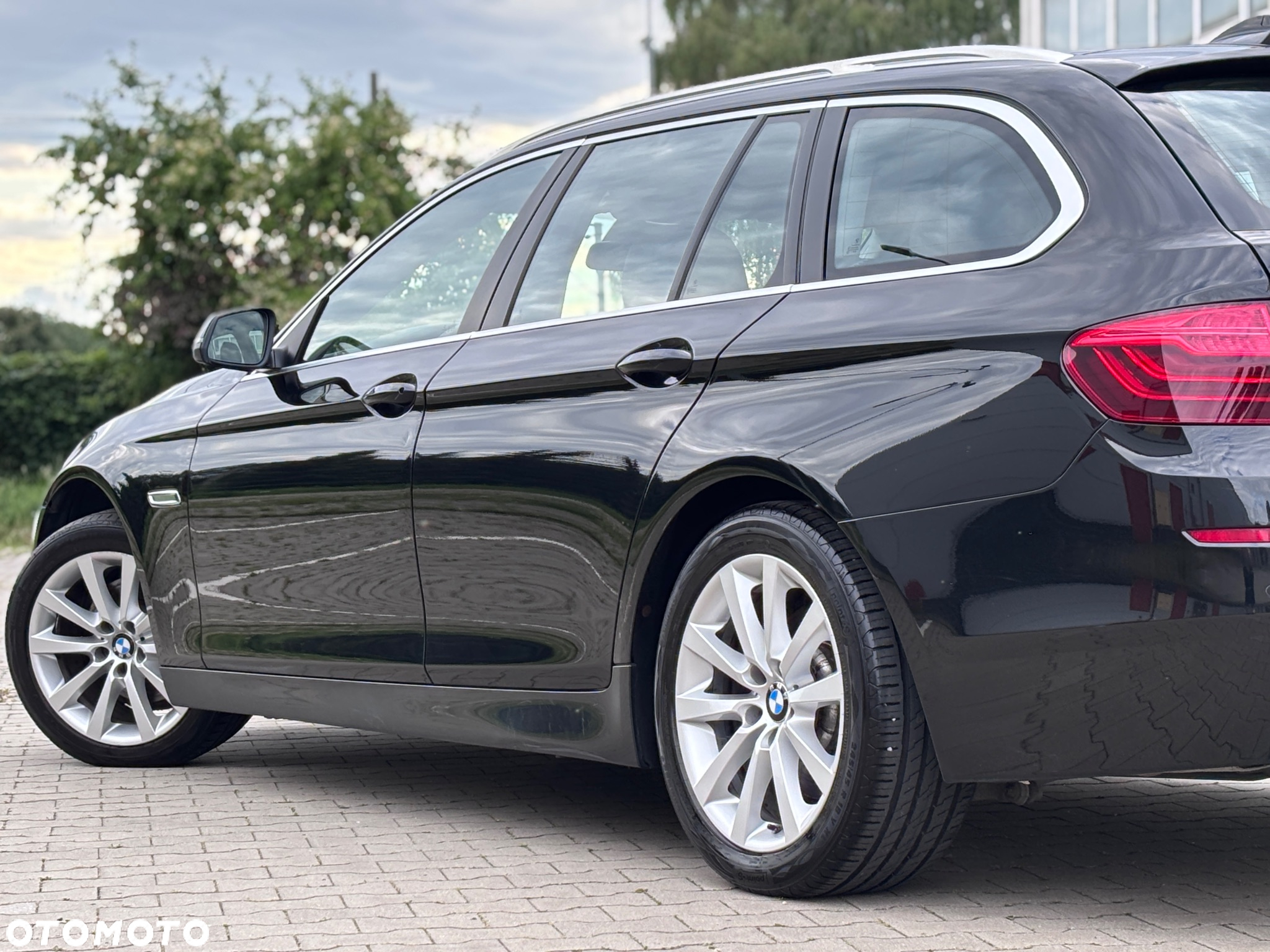 BMW Seria 5 520d xDrive - 19